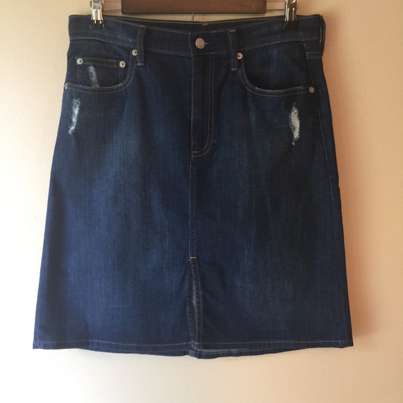 GAP Dresses & Skirts - GAP 1969 Semi-Distressed Jean Skirt